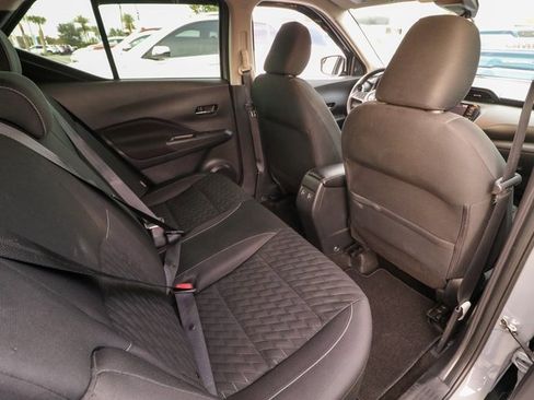 Used 2021 Nissan Kicks SV image 23