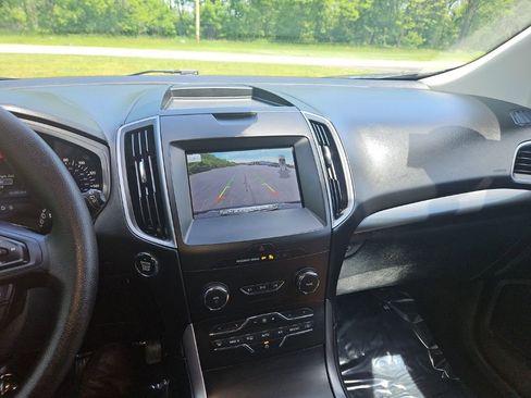 Used 2020 Ford Edge SE AWD/4WD image 18