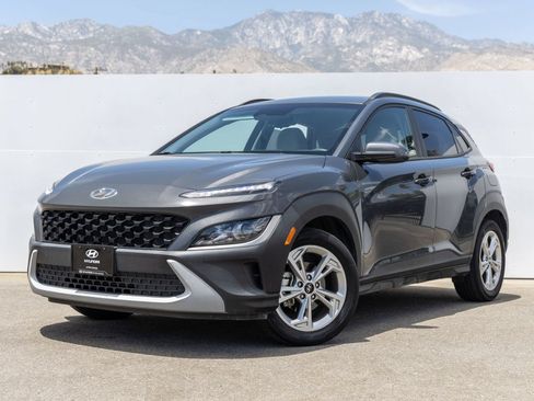 Used 2023 Hyundai Kona SEL FWD image 1