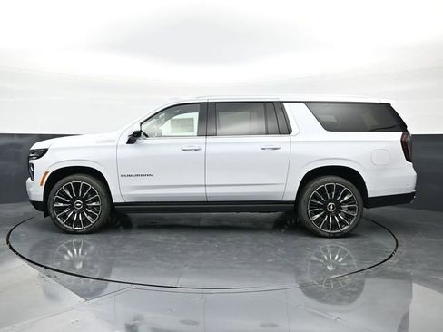 New 2026 Chevrolet Suburban High Country AWD/4WD image 5