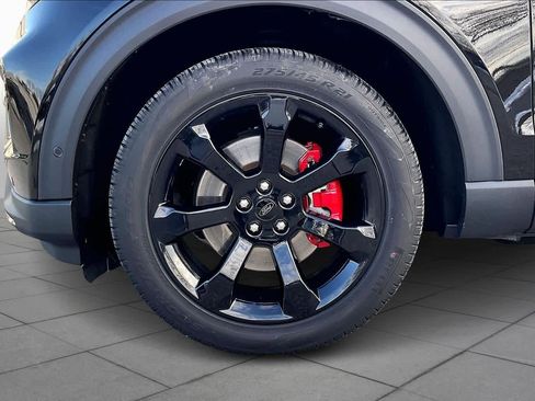 Used 2023 Ford Explorer ST w/ Equipment Group 401A image 11