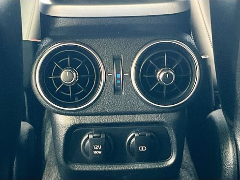 Used 2023 Kia Stinger GT2 AWD/4WD image 27