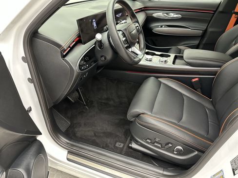 Certified 2026 Genesis GV70 3.5T Sport Advanced AWD/4WD image 11