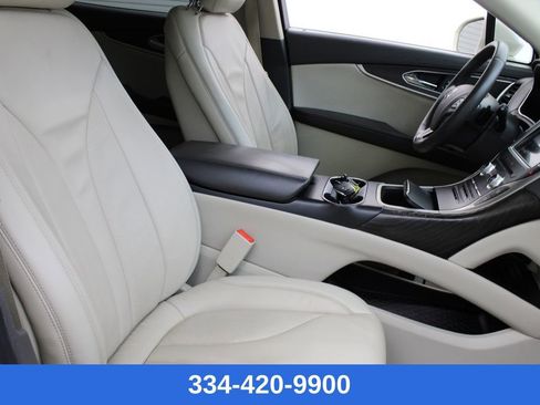 Used 2018 Lincoln MKX Select w/ Select Plus Package image 24