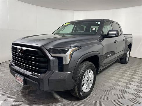 Used 2024 Toyota Tundra SR5 w/ SR5 Convenience Package AWD/4WD image 3