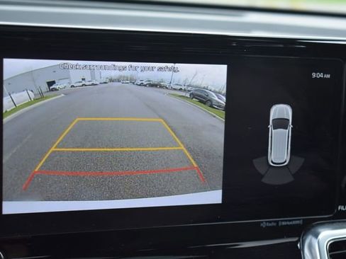 Certified 2023 Kia Sorento SX image 32