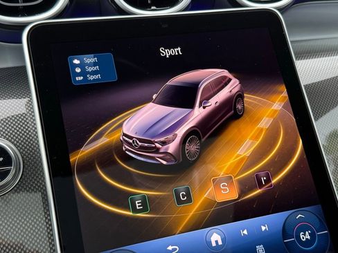 Certified 2026 Mercedes-Benz GLC 300 image 5
