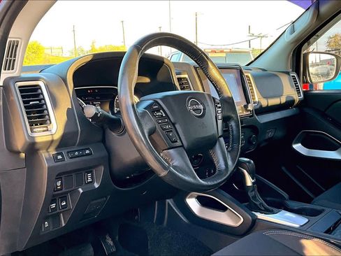 Used 2022 Nissan Frontier SV image 33