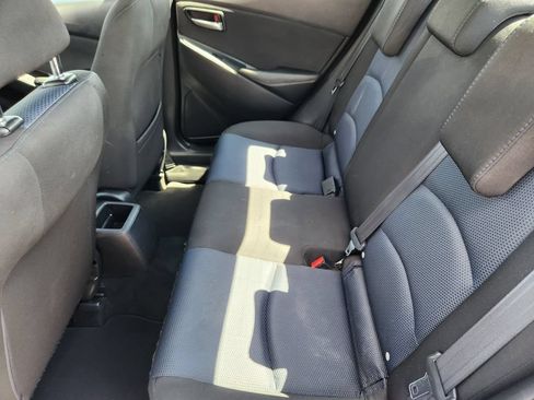Used 2018 Toyota Yaris iA FWD image 29
