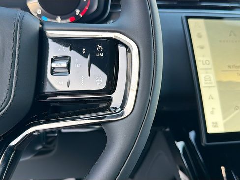 New 2026 Land Rover Range Rover Sport Dynamic SE image 40