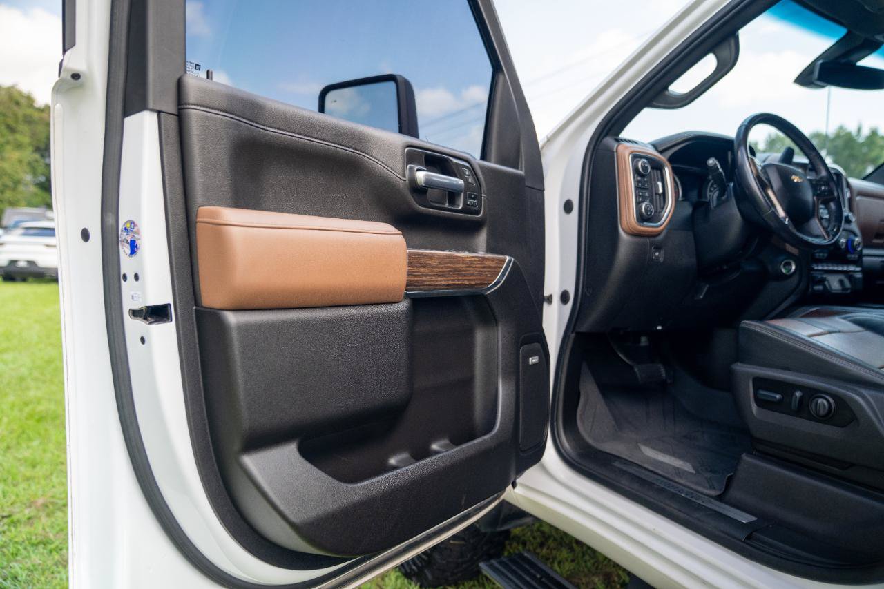 Used 2022 Chevrolet Silverado 3500 High Country w/ Safety Package II AWD/4WD image 20