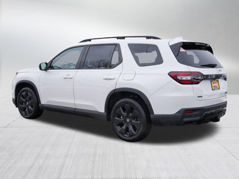 New 2026 Honda Pilot Black Edition image 5