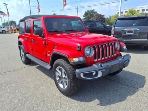 Used 2018 Jeep Wrangler Unlimited Sahara w/ Dual Top Group image 3