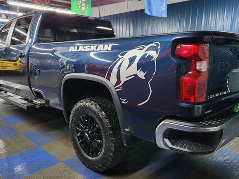 Used 2021 Chevrolet Silverado 3500 LT w/ Convenience Package image 5