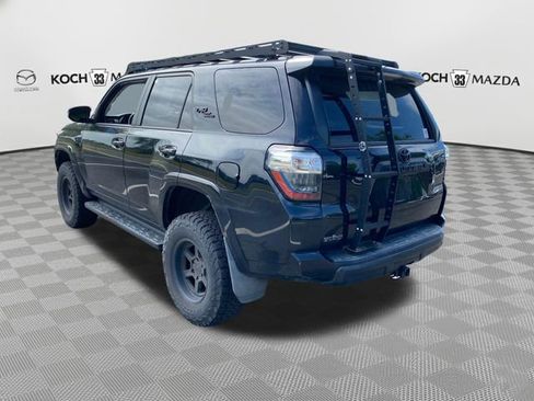 Used 2020 Toyota 4Runner TRD Off-Road AWD/4WD image 5