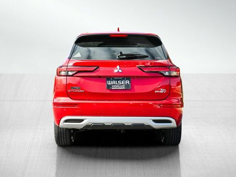 New 2025 Mitsubishi Outlander SEL image 5