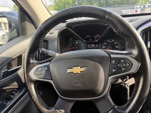 Used 2022 Chevrolet Colorado LT w/ Fleet Safety Package RWD image 20