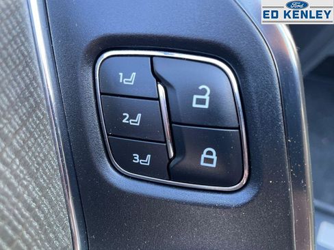 Used 2024 Ford F350 Platinum image 27