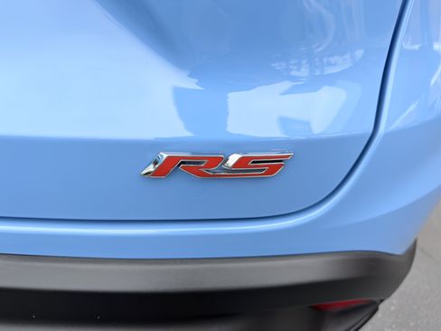 Used 2024 Chevrolet Trax RS FWD image 38