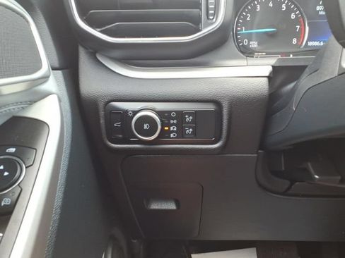 Certified 2024 Ford Explorer XLT w/ Equipment Group 202A AWD/4WD image 15