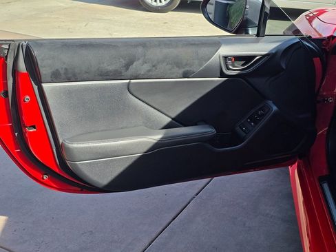 Used 2024 Toyota GR86 Premium image 25