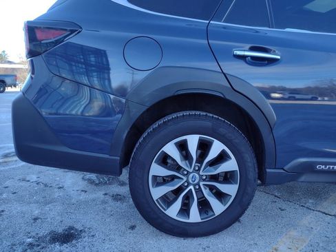 Used 2024 Subaru Outback Touring image 8