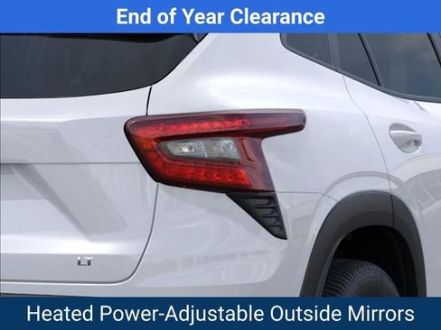 New 2025 Chevrolet Trax LT w/ Driver Confidence Package image 12