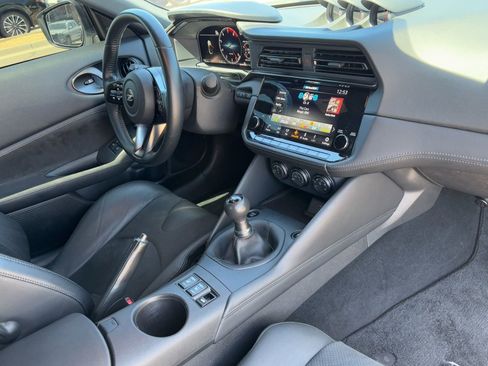 Certified 2024 Nissan Z Performance w/ Floor Mat Package image 9