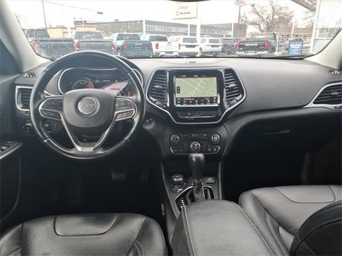 Used 2020 Jeep Cherokee Limited image 12