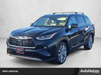 Certified 2021 Toyota Highlander Platinum video 1