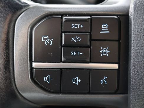 Used 2021 Ford F150 Lariat w/ Equipment Group 502A High AWD/4WD image 11