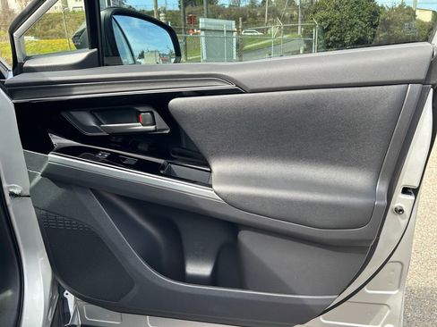 Used 2024 Toyota bZ4X XLE w/ Weather Package image 25