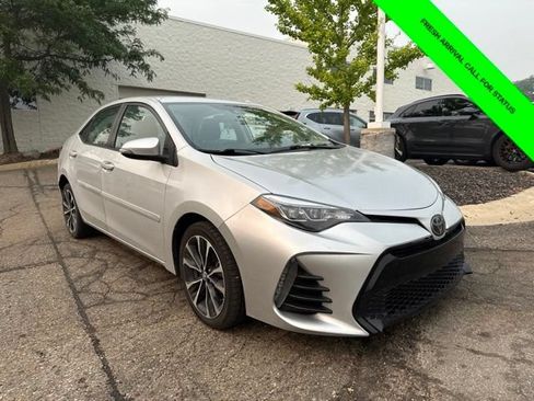 Used 2019 Toyota Corolla SE FWD image 16