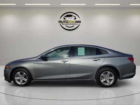 Used 2024 Chevrolet Malibu LT image 4
