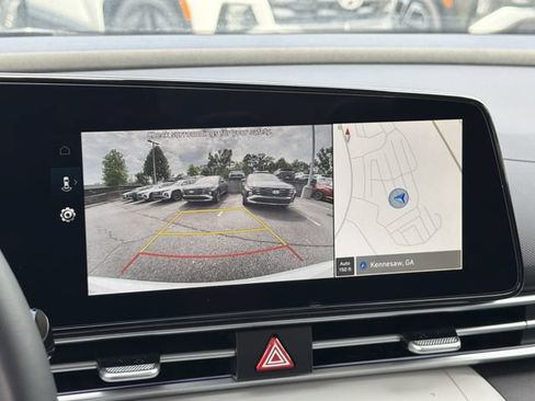 New 2026 Hyundai Elantra Limited FWD image 28