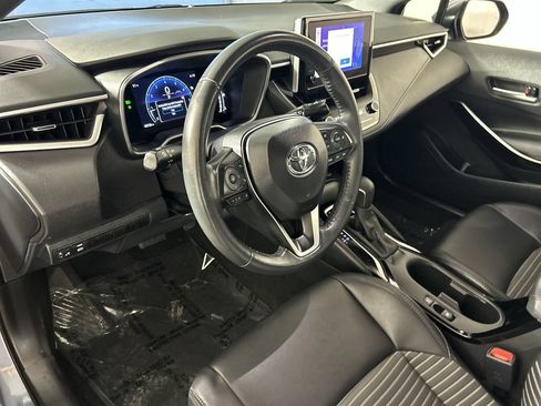Used 2024 Toyota Corolla XSE FWD image 13