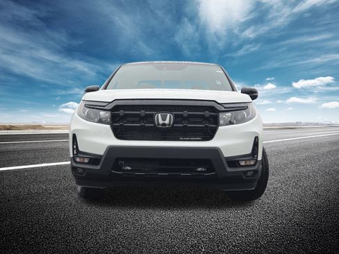 New 2026 Honda Ridgeline Black Edition image 15