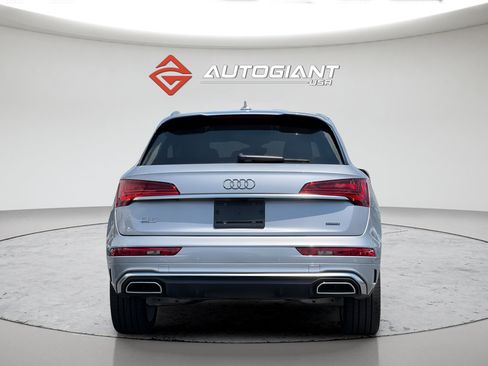 Used 2025 Audi Q5 2.0T Premium Plus w/ Premium Plus Package AWD/4WD image 6