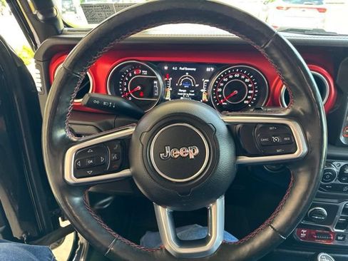 Used 2019 Jeep Wrangler Unlimited Rubicon w/ Dual Top Group AWD/4WD image 17