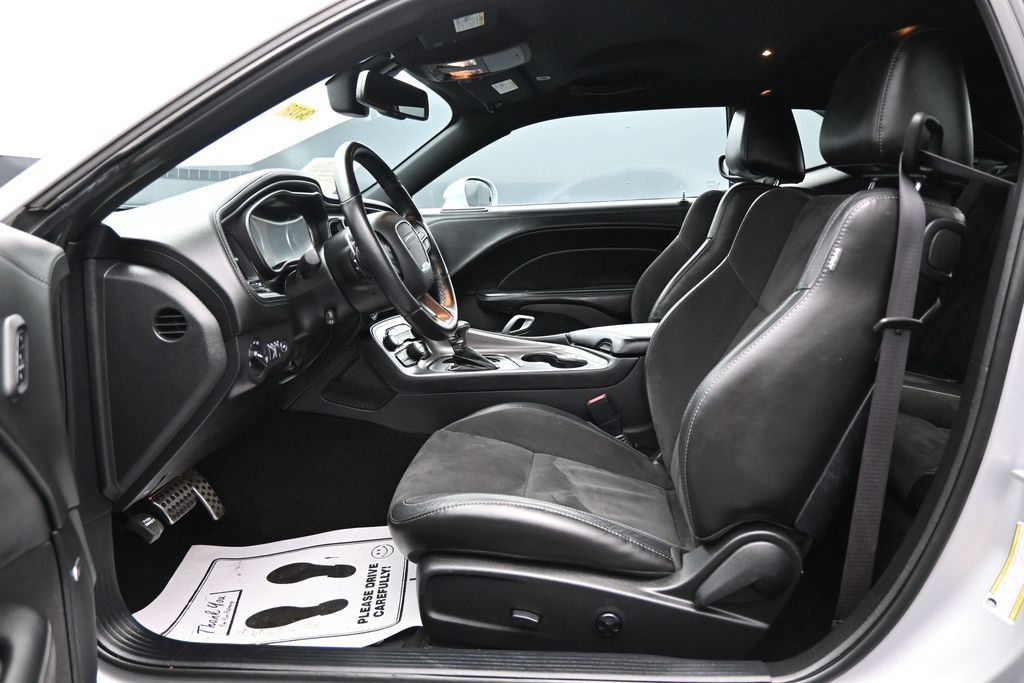 Used 2021 Dodge Challenger GT w/ Plus Package RWD image 9