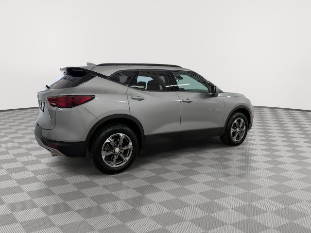 Certified 2025 Chevrolet Blazer LT w/ Convenience Package FWD image 12