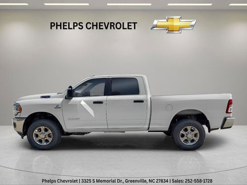 Used 2024 RAM 3500 Big Horn AWD/4WD image 4