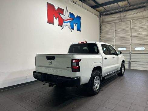 Used 2024 Nissan Frontier S w/ Technology Package AWD/4WD image 3
