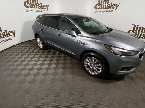 Certified 2021 Buick Enclave Essence w/ Sound and Sites Package FWD image 2