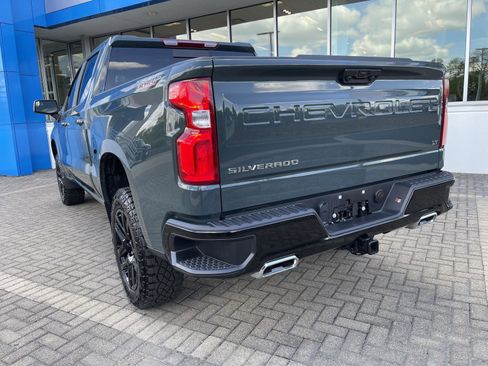 Used 2025 Chevrolet Silverado 1500 LT Trail Boss w/ Convenience Package II AWD/4WD image 3