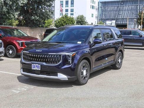 New 2026 Kia Carnival EX image 4