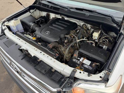 Used 2016 Toyota Tundra SR5 AWD/4WD image 23