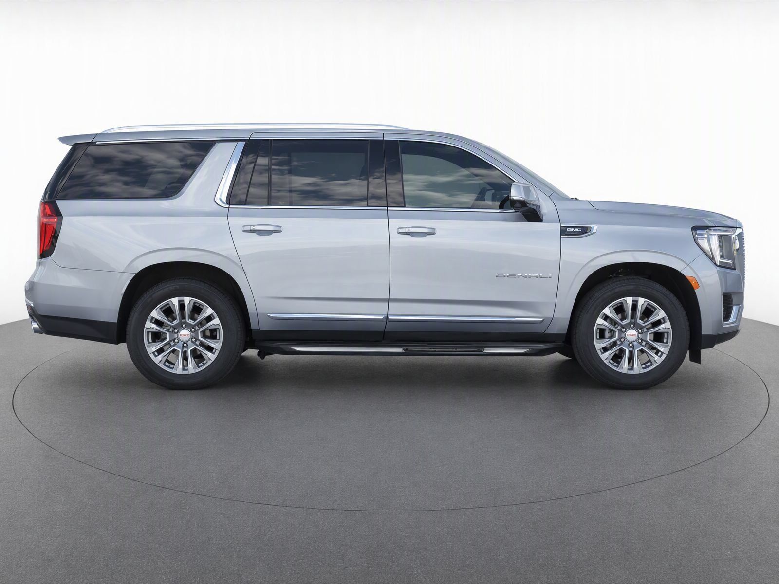 Used 2023 GMC Yukon XL Denali RWD image 8