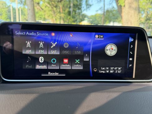 Used 2018 Lexus RX 450h AWD w/ Premium Package image 23