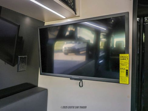 Used 2024 Mercedes-Benz Sprinter 2500 image 69